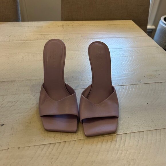 Saintlo Mule Sandal - Picture 2 of 6